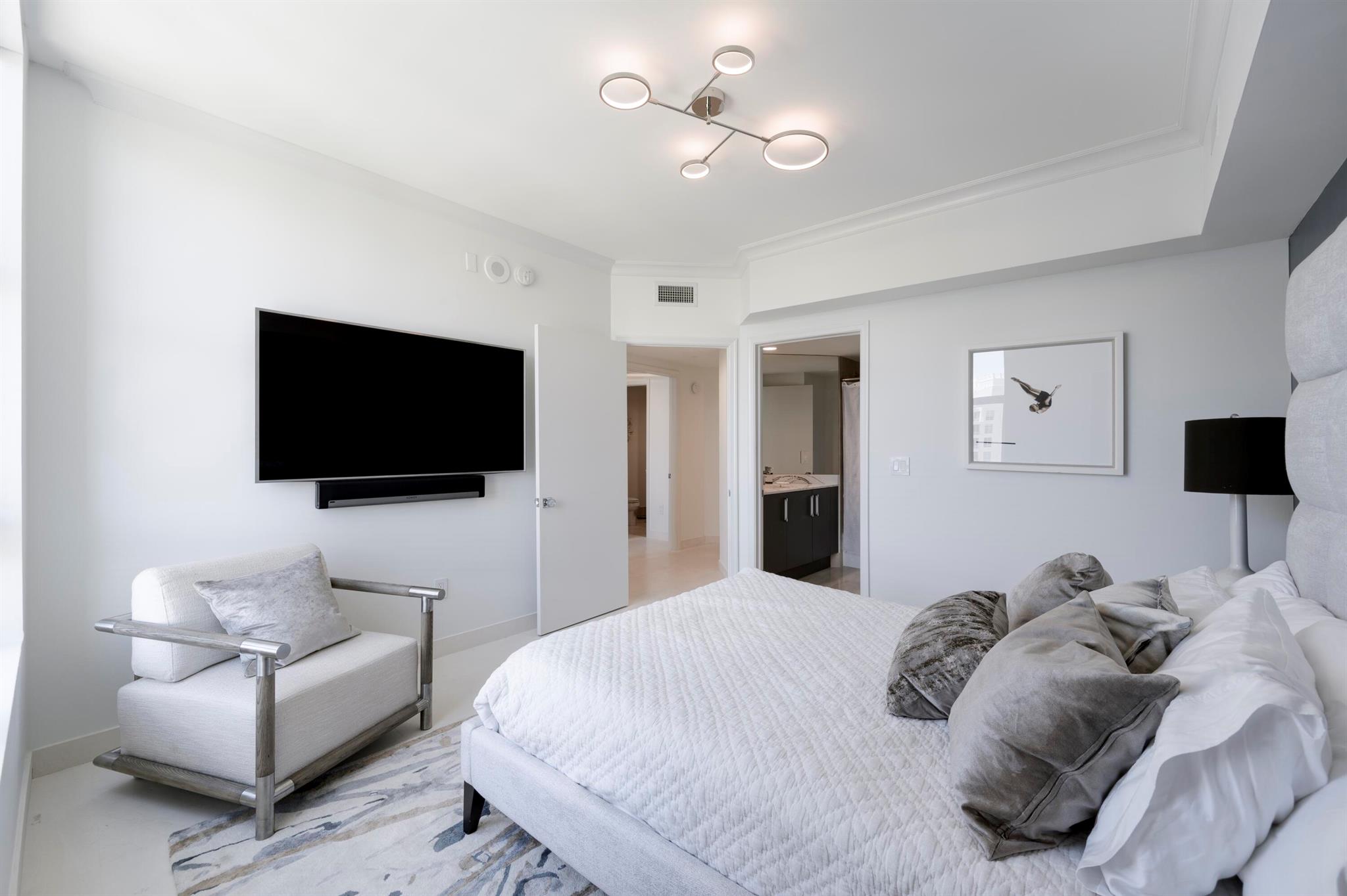 TOSCANA SOUTH CONDO - Residential