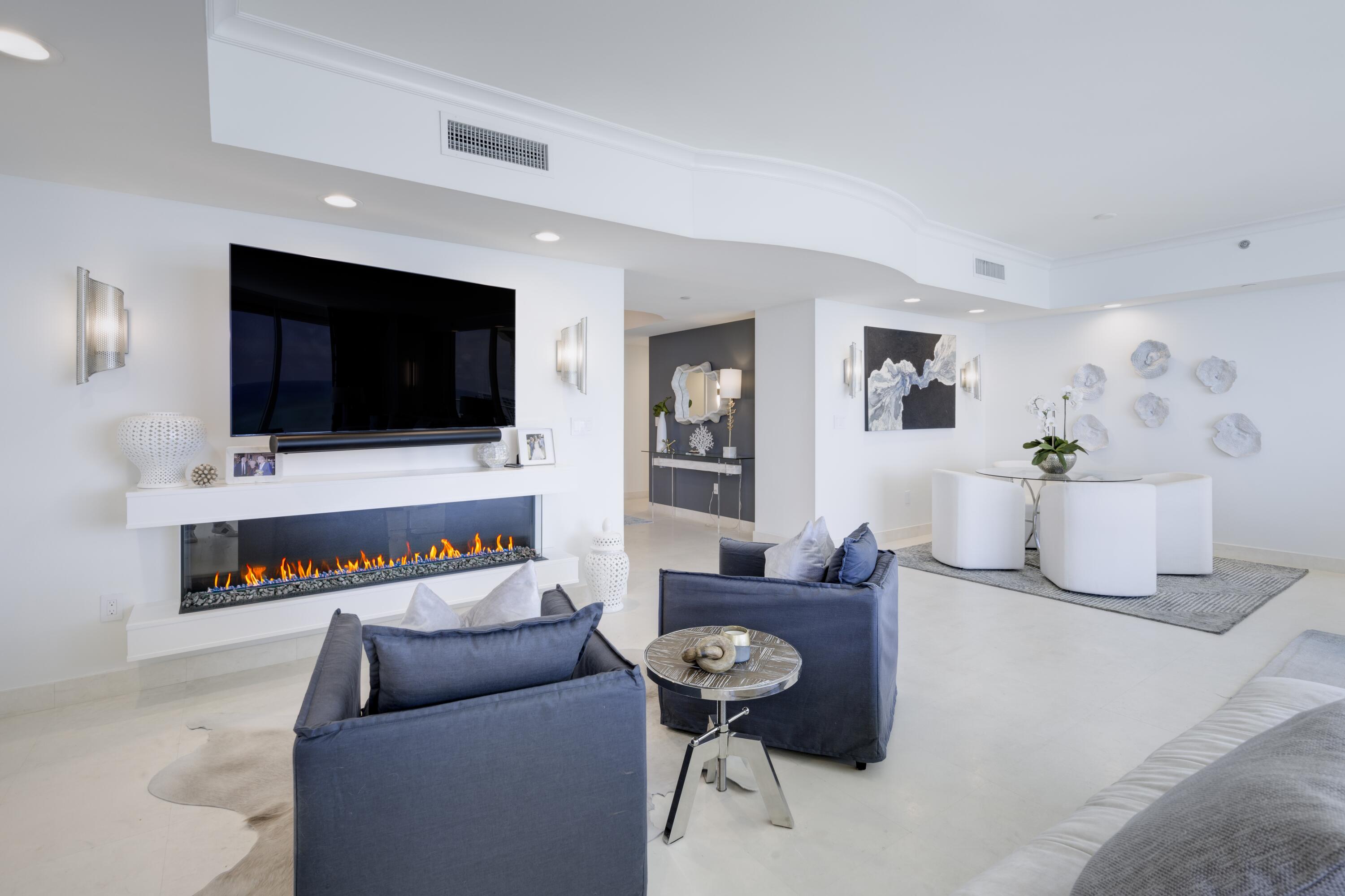 TOSCANA SOUTH CONDO - Residential