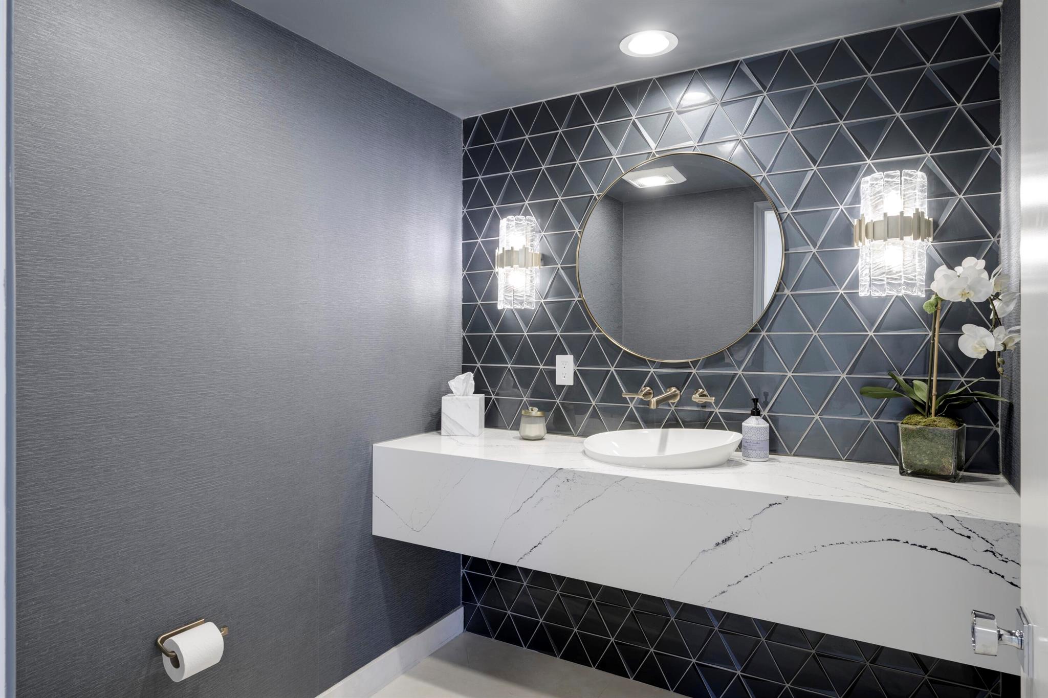 TOSCANA SOUTH CONDO - Residential