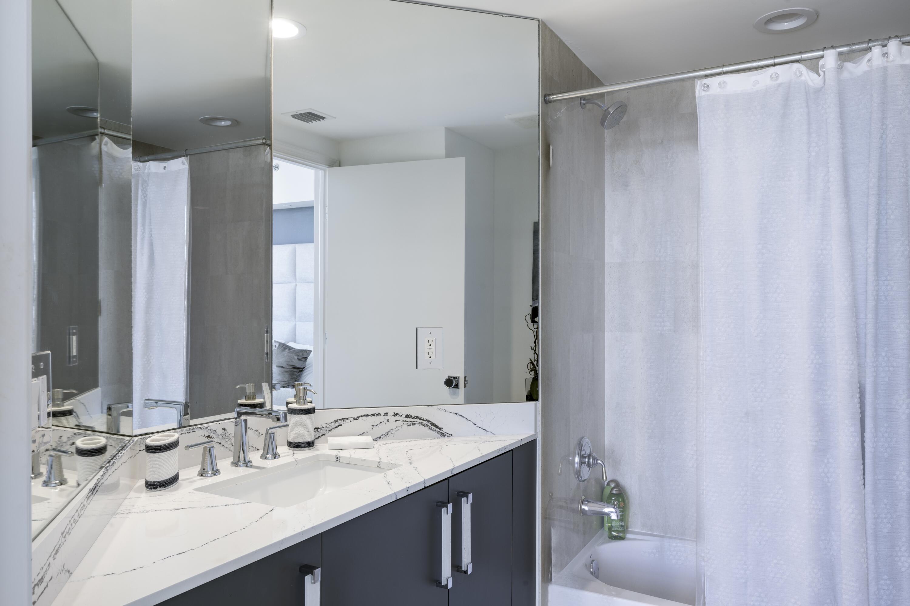 TOSCANA SOUTH CONDO - Residential