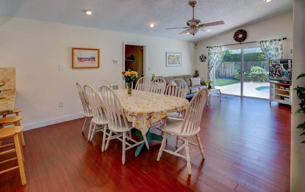 Photo of 11335 Woodchuck Drive, Boca Raton, FL 33428 (MLS # B26019237)