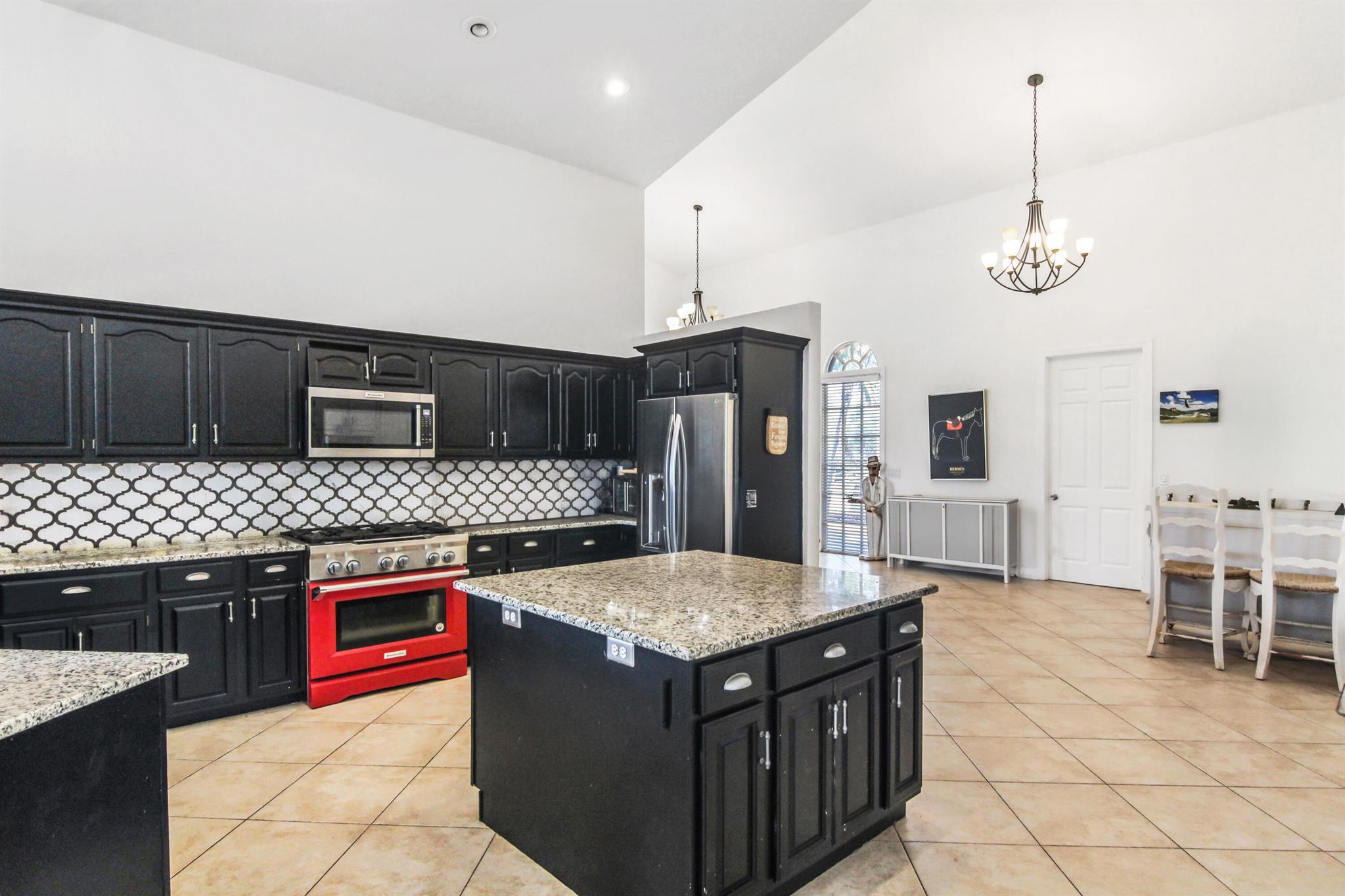 SADDLE TRAIL - Residential