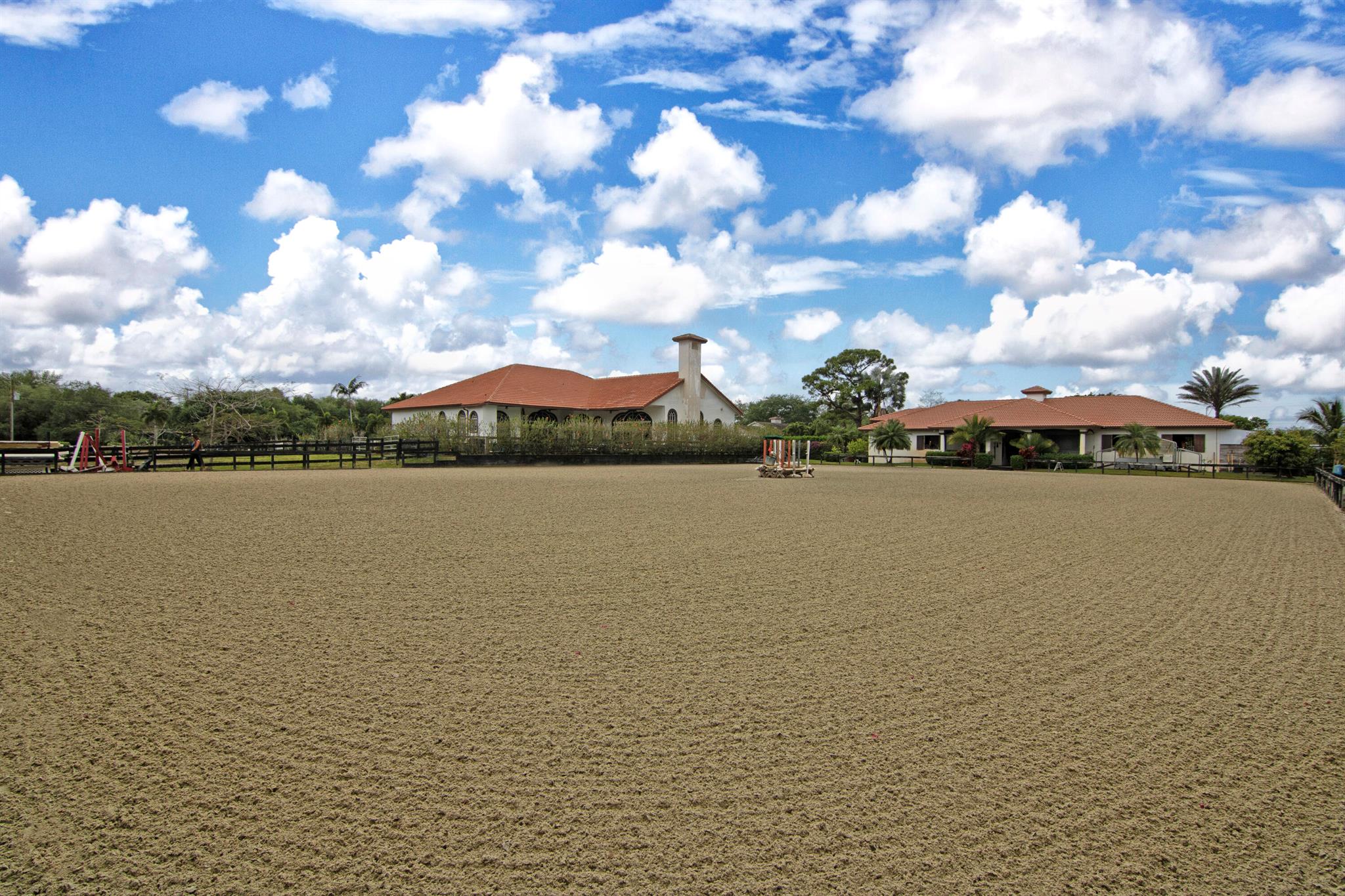SADDLE TRAIL - Residential