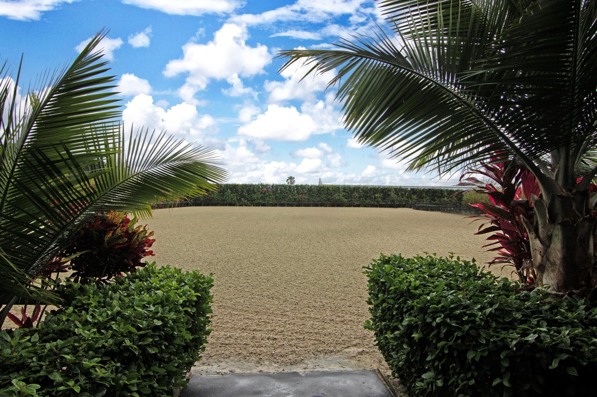 SADDLE TRAIL - Residential