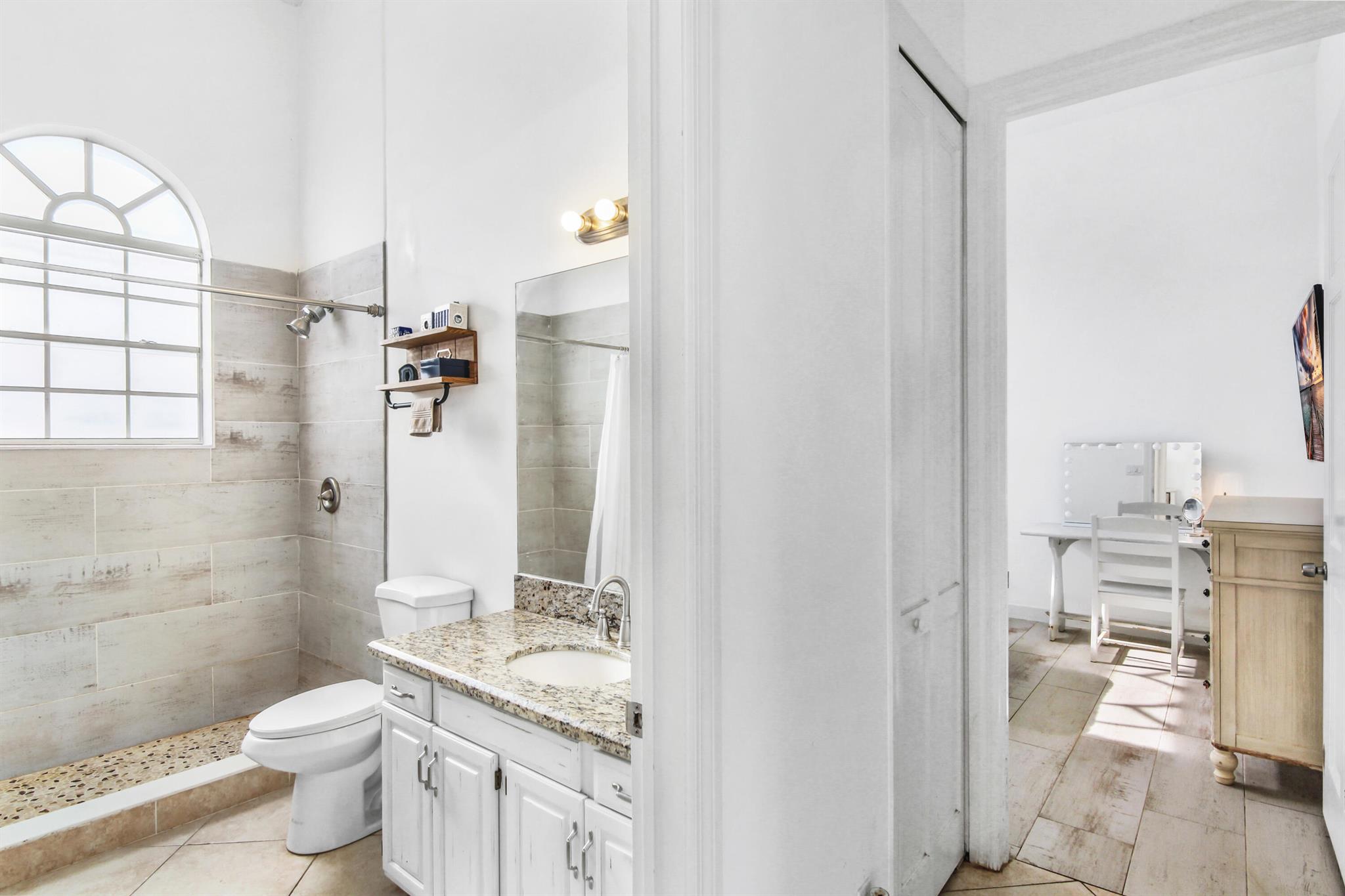 SADDLE TRAIL - Residential