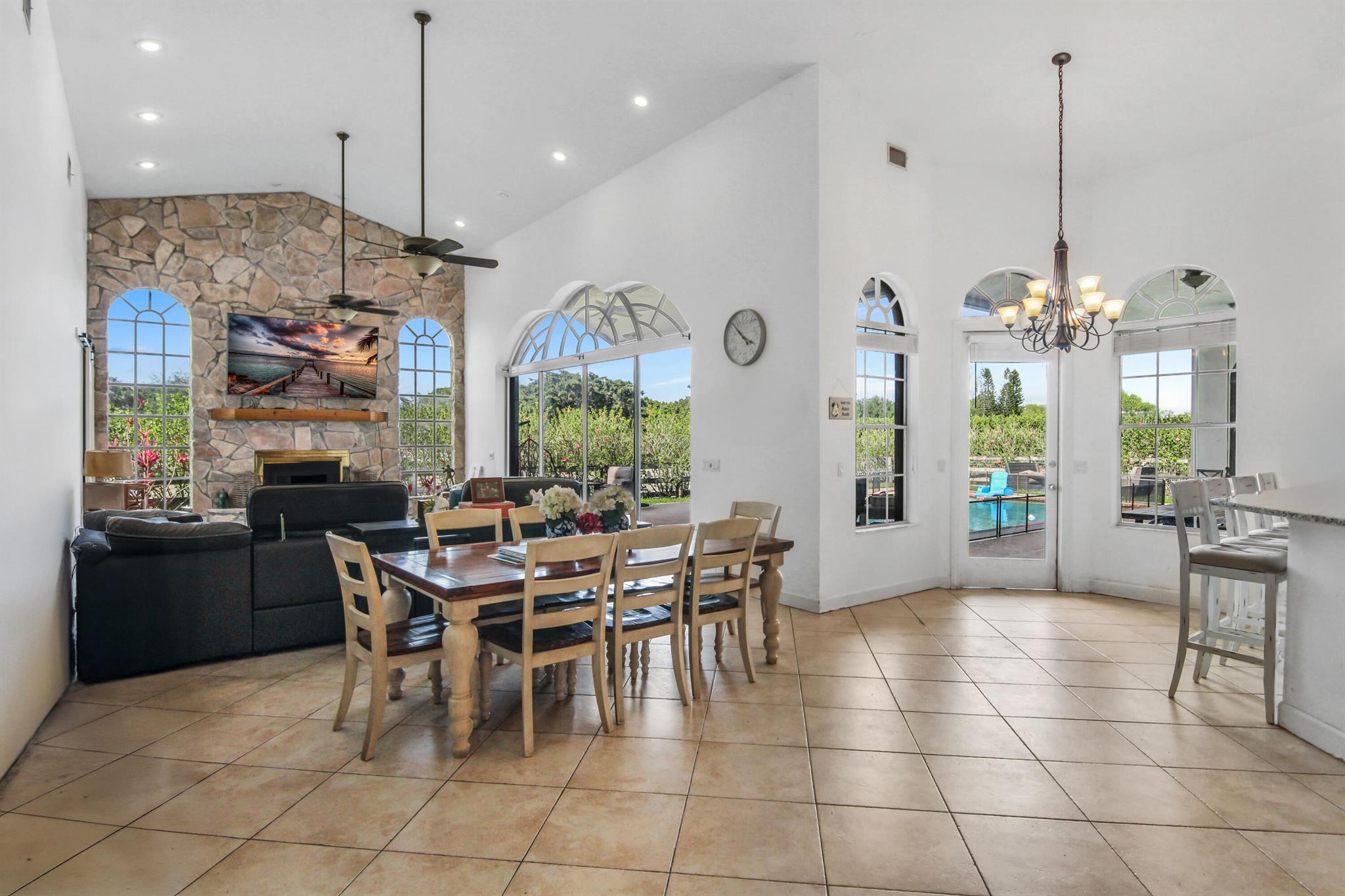 SADDLE TRAIL - Residential