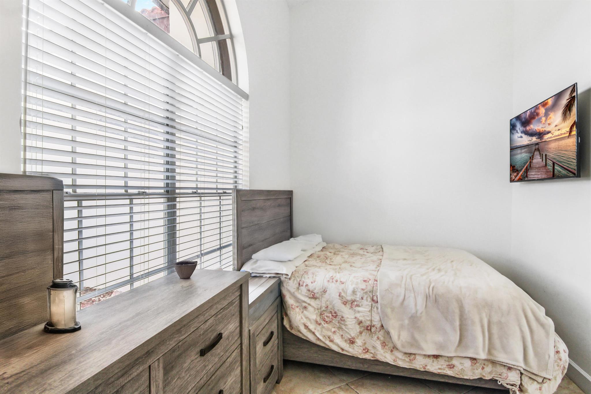 SADDLE TRAIL - Residential