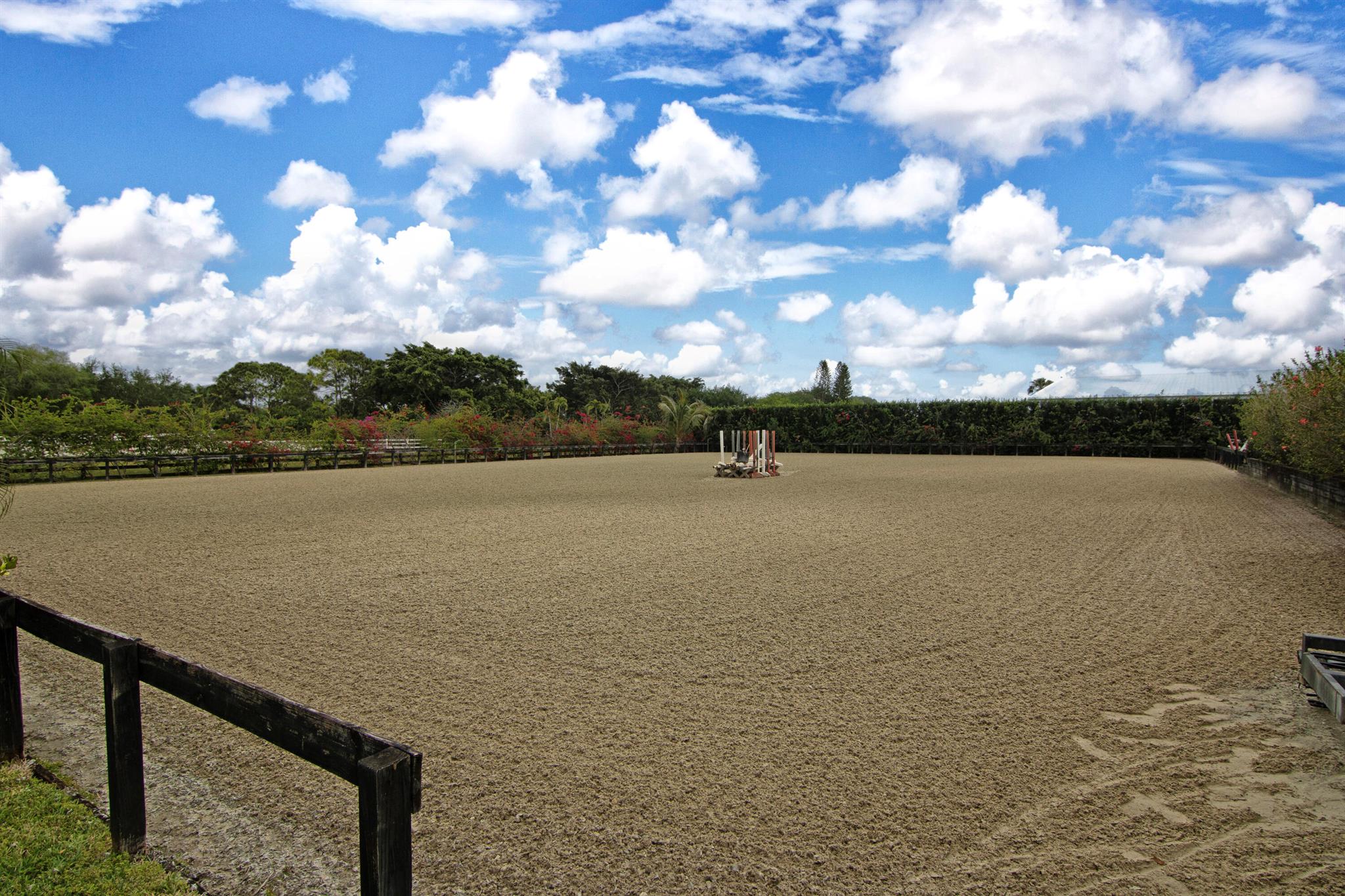 SADDLE TRAIL - Residential