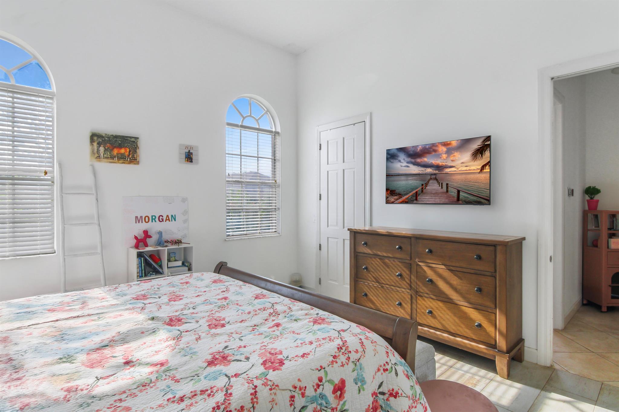 SADDLE TRAIL - Residential