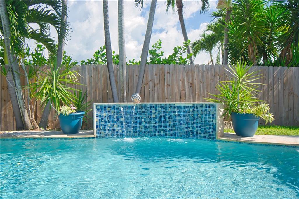 WHISPERING PINES EST SEC - Residential