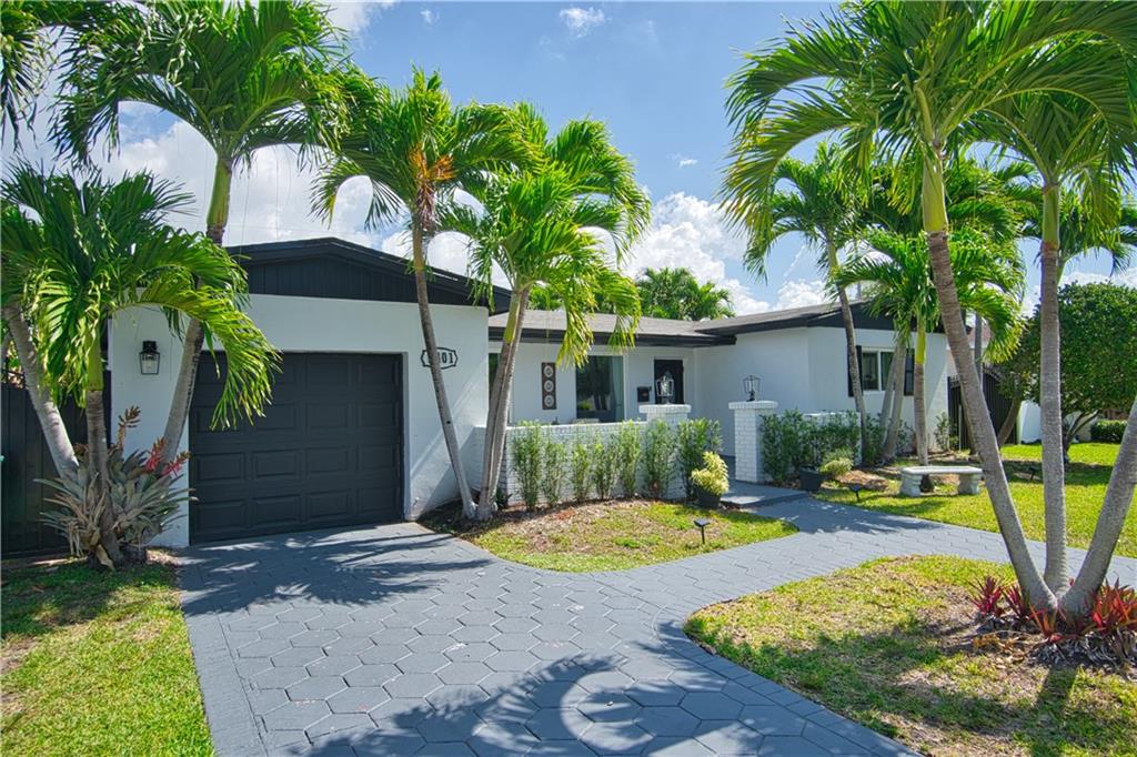 WHISPERING PINES EST SEC - Residential