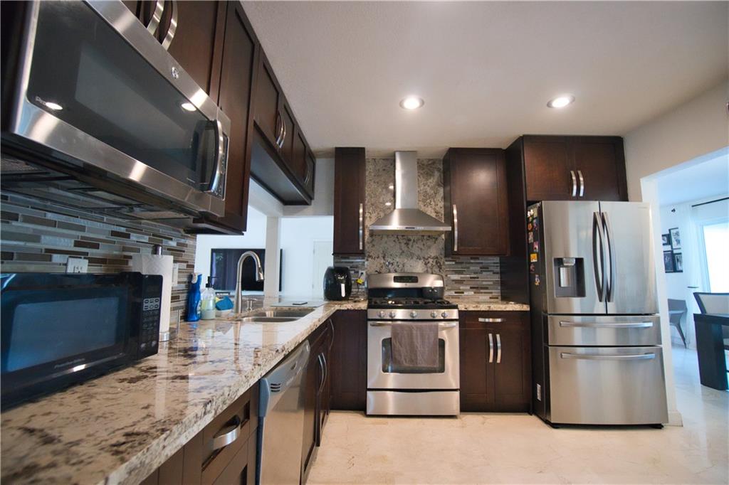 WHISPERING PINES EST SEC - Residential