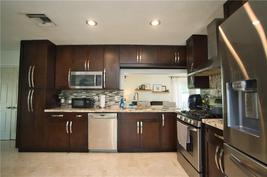 WHISPERING PINES EST SEC - Residential