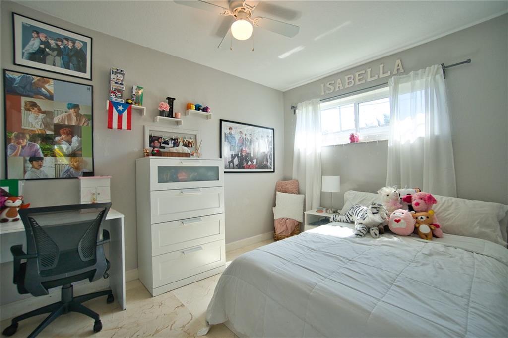 WHISPERING PINES EST SEC - Residential