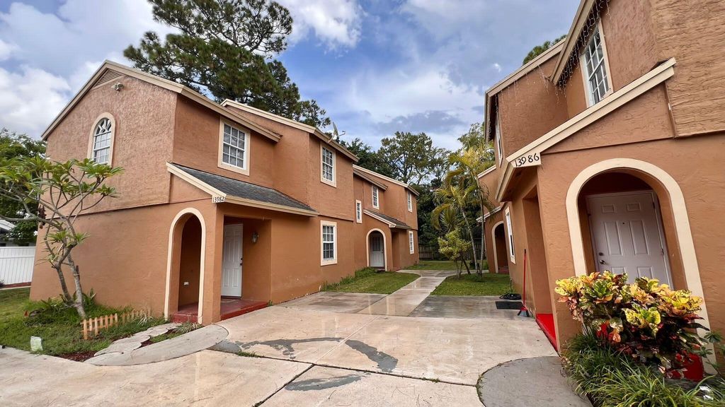 Photo of 13984 Morning Glory Drive, Wellington, FL 33414 (MLS # R11113312)