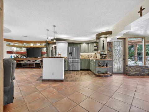 Tiny photo for 949 NE 25th Avenue, Pompano Beach, FL 33062 (MLS # B26038013)