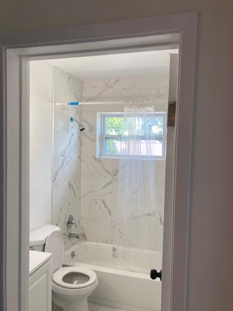 NORTH BROWARD HIGHLANDS SEC 1 - Residential Lease