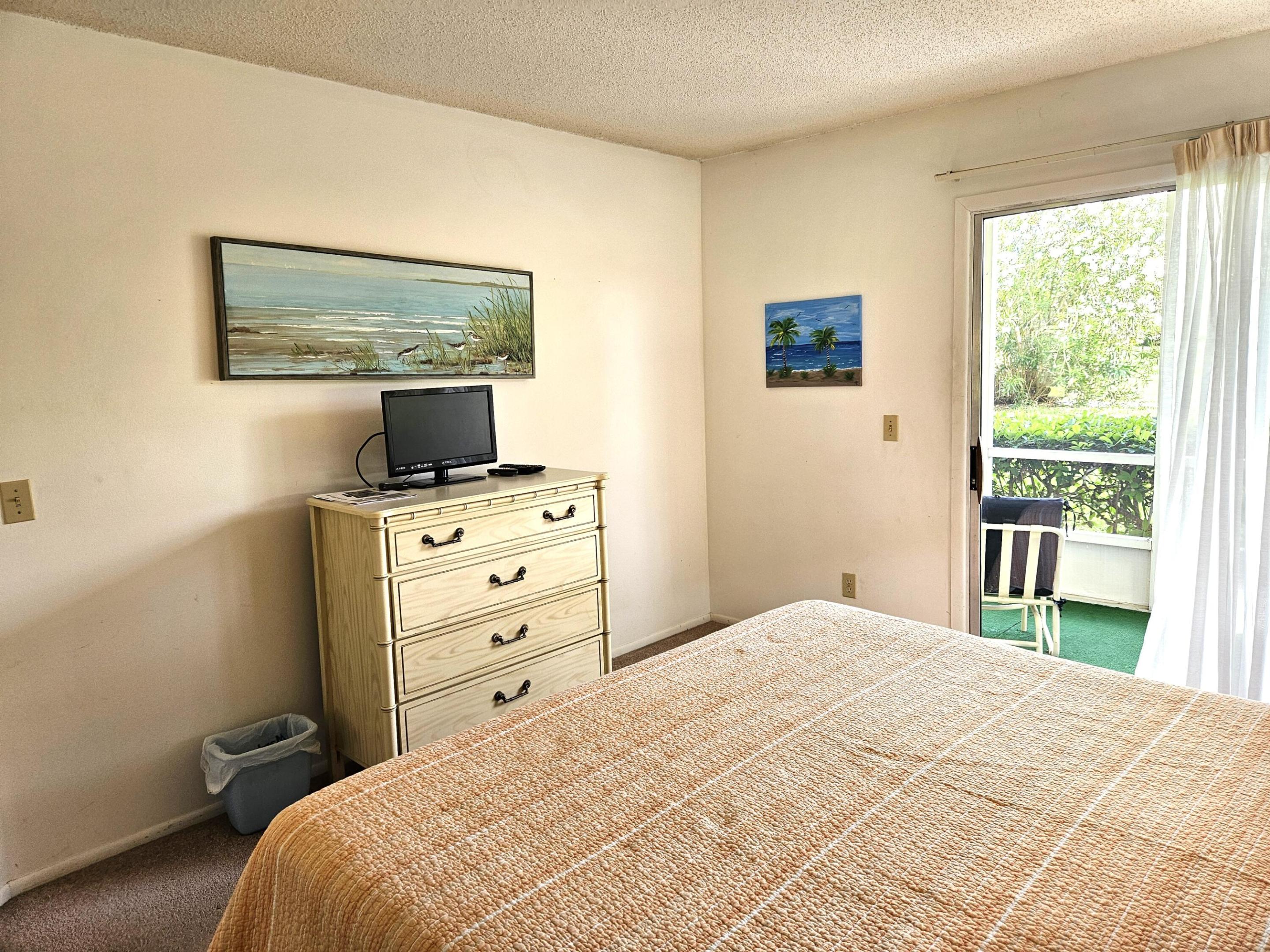 VISTA GARDENS F/K/A VISTA ROYALE GARDENS - Residential