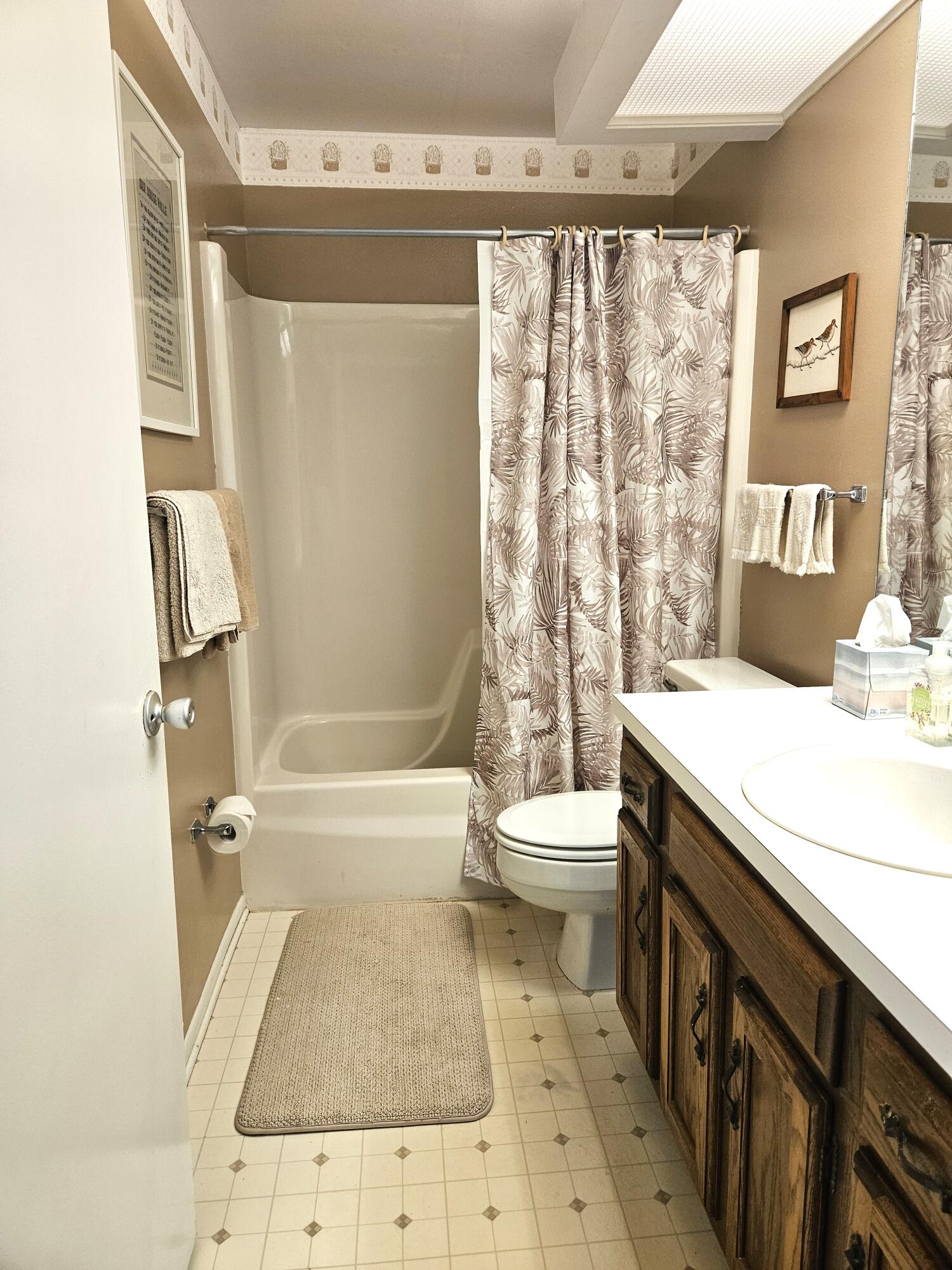 VISTA GARDENS F/K/A VISTA ROYALE GARDENS - Residential