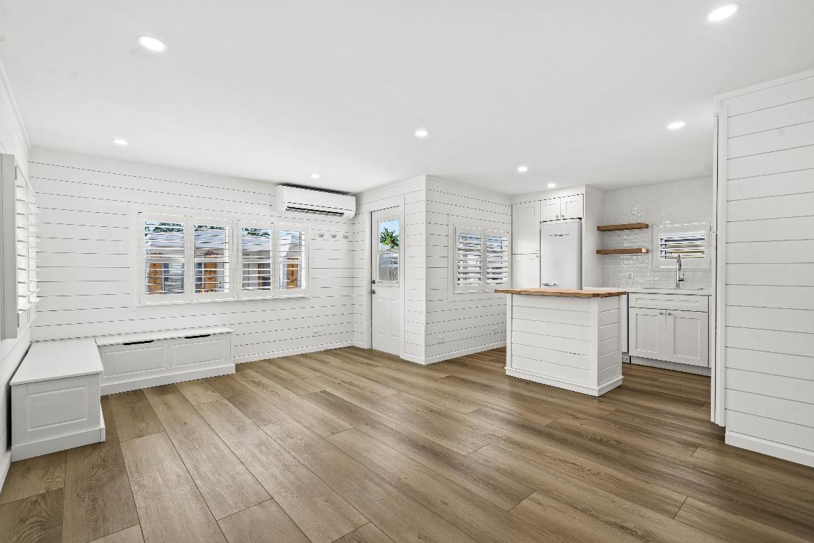 BRINY BREEZES INC - Residential