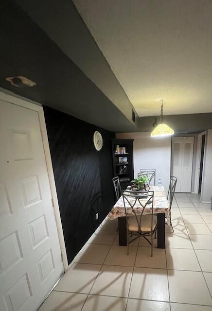 CORAL GARDENS CONDO - Residential