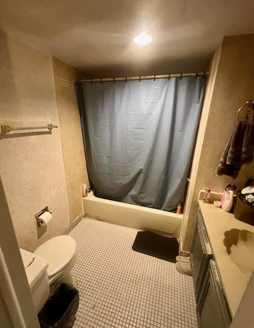 CORAL GARDENS CONDO - Residential