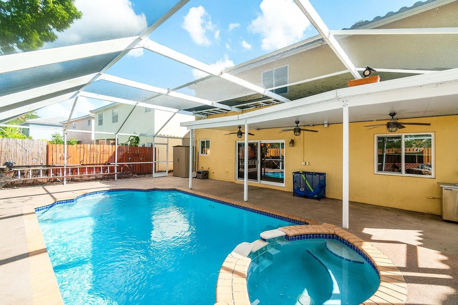 WINSTON PARK SECTION TWO- - Residential