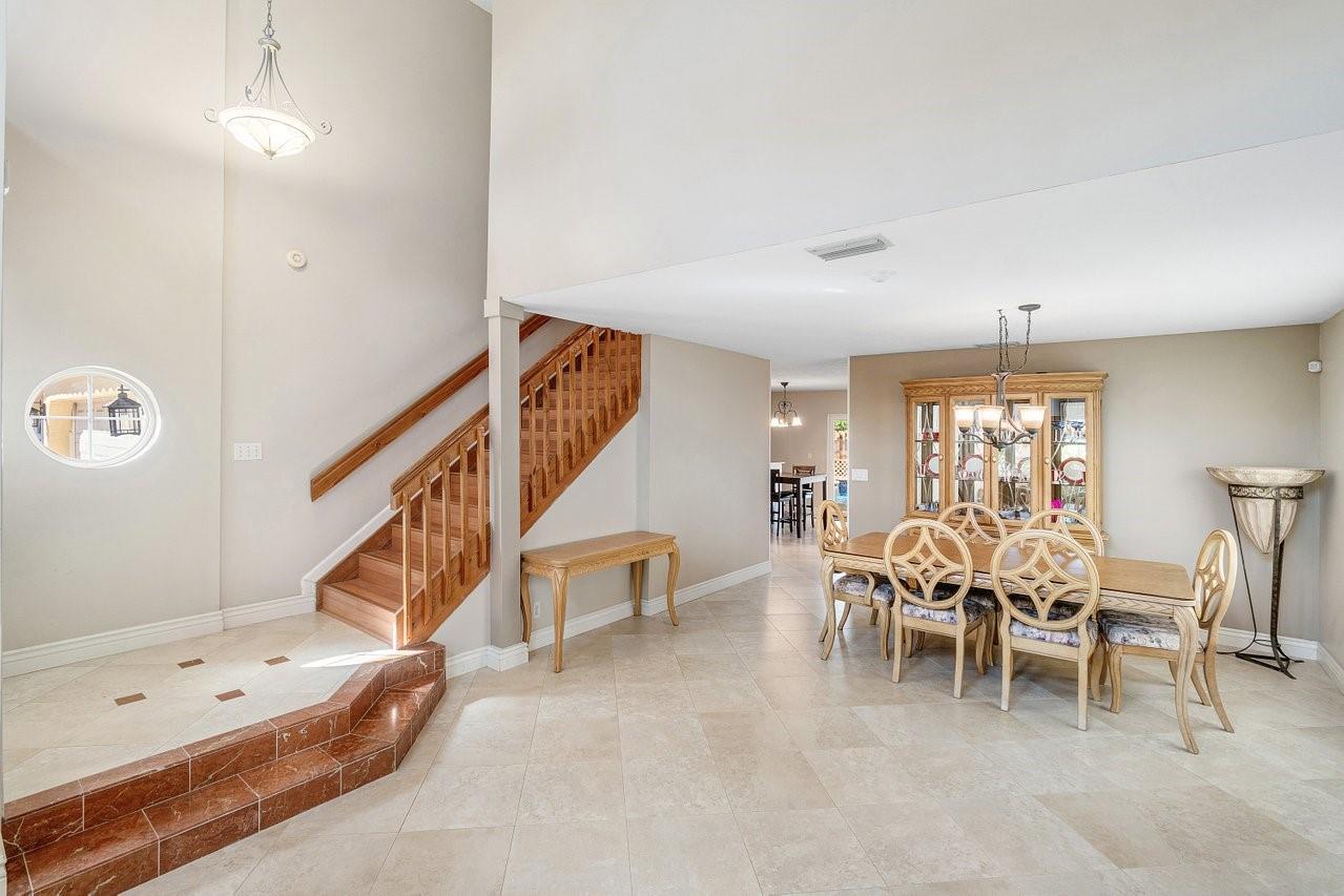 WINSTON PARK SECTION TWO- - Residential