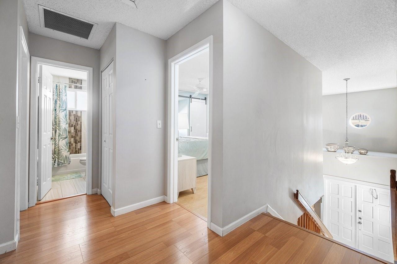 WINSTON PARK SECTION TWO- - Residential