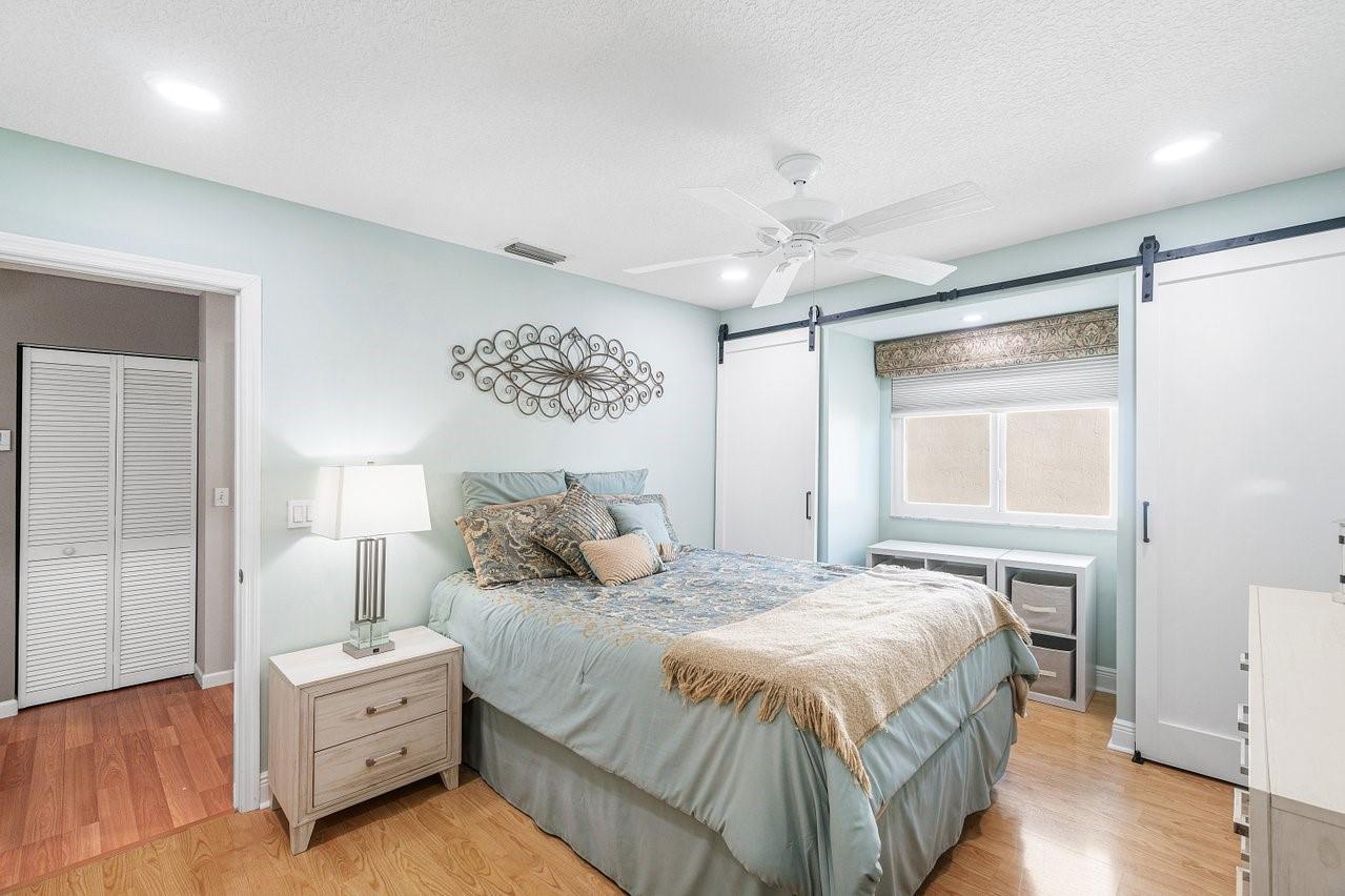 WINSTON PARK SECTION TWO- - Residential