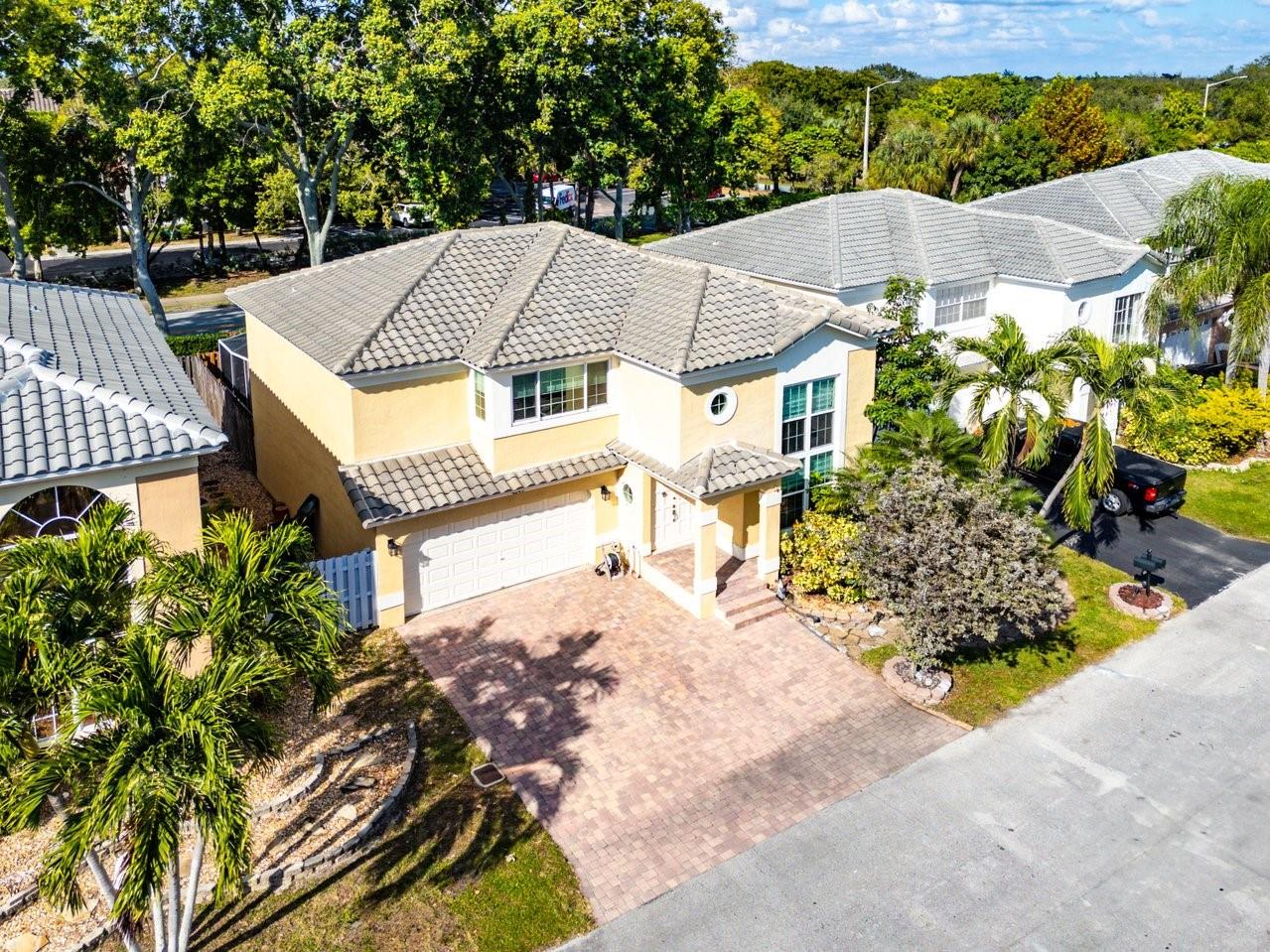 WINSTON PARK SECTION TWO- - Residential