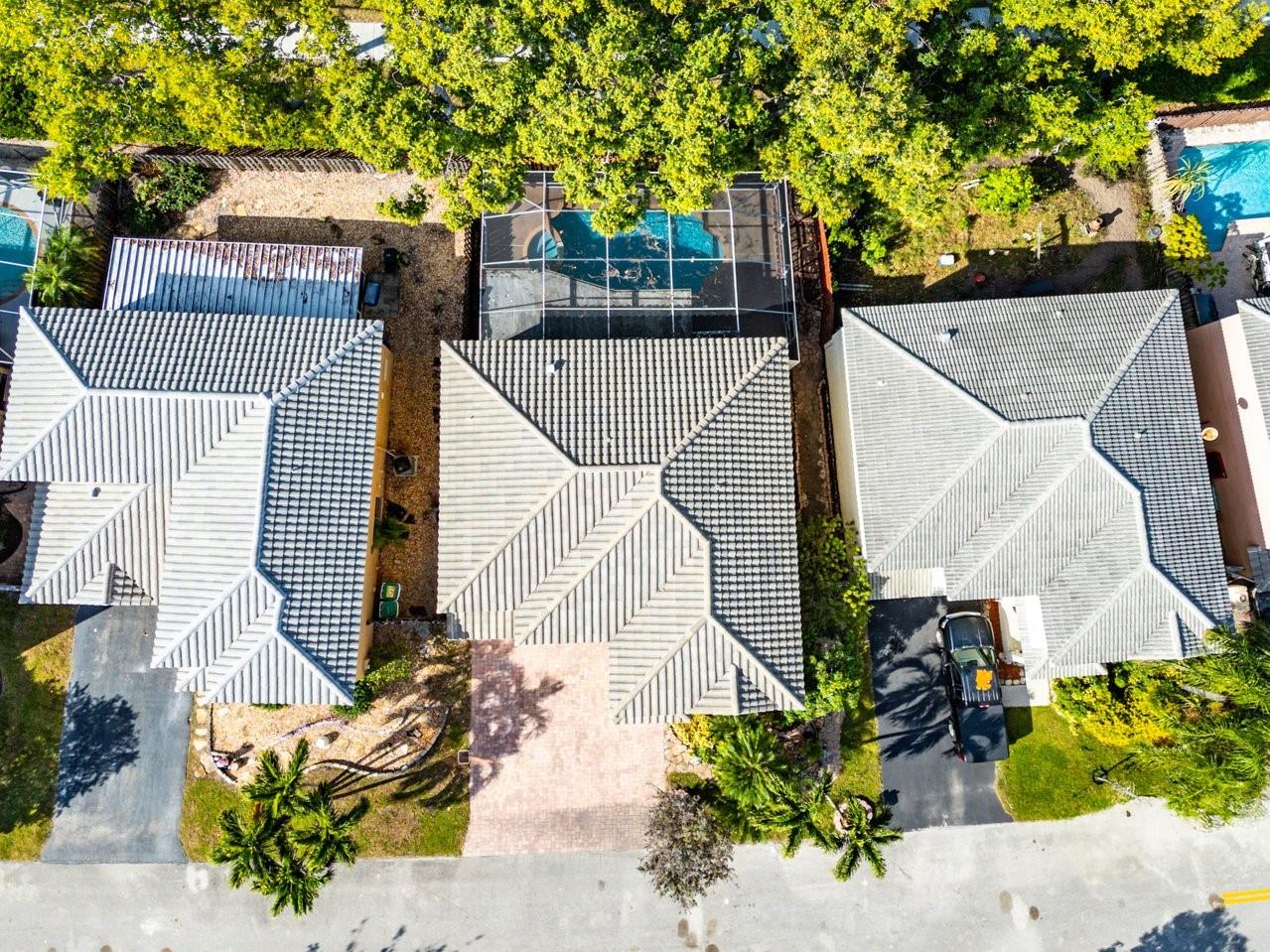 WINSTON PARK SECTION TWO- - Residential