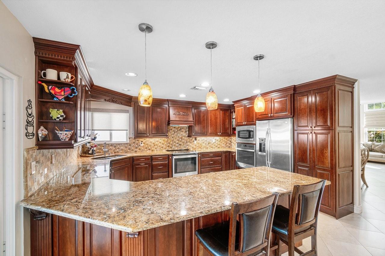 WINSTON PARK SECTION TWO- - Residential