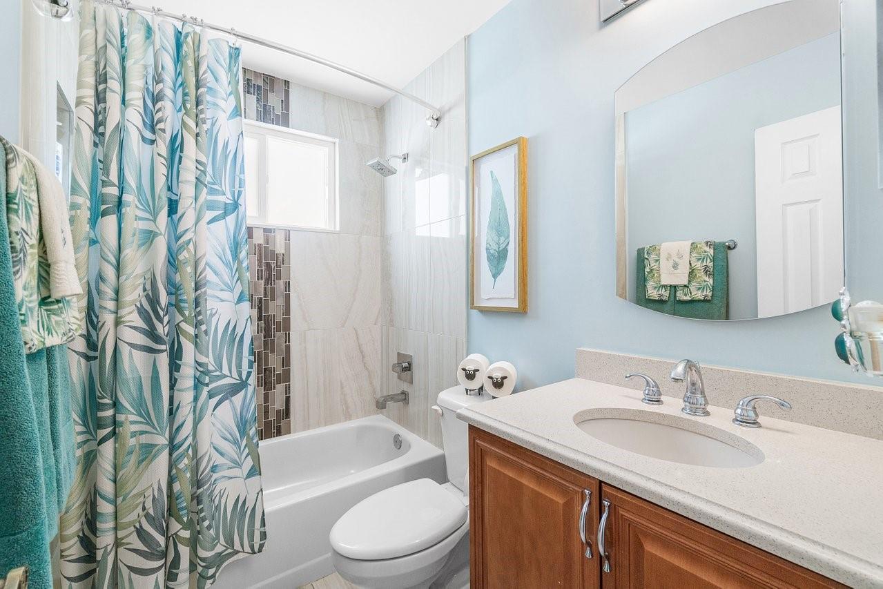 WINSTON PARK SECTION TWO- - Residential