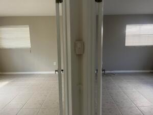 LAKE WORTH TOWN OF - Residential Lease