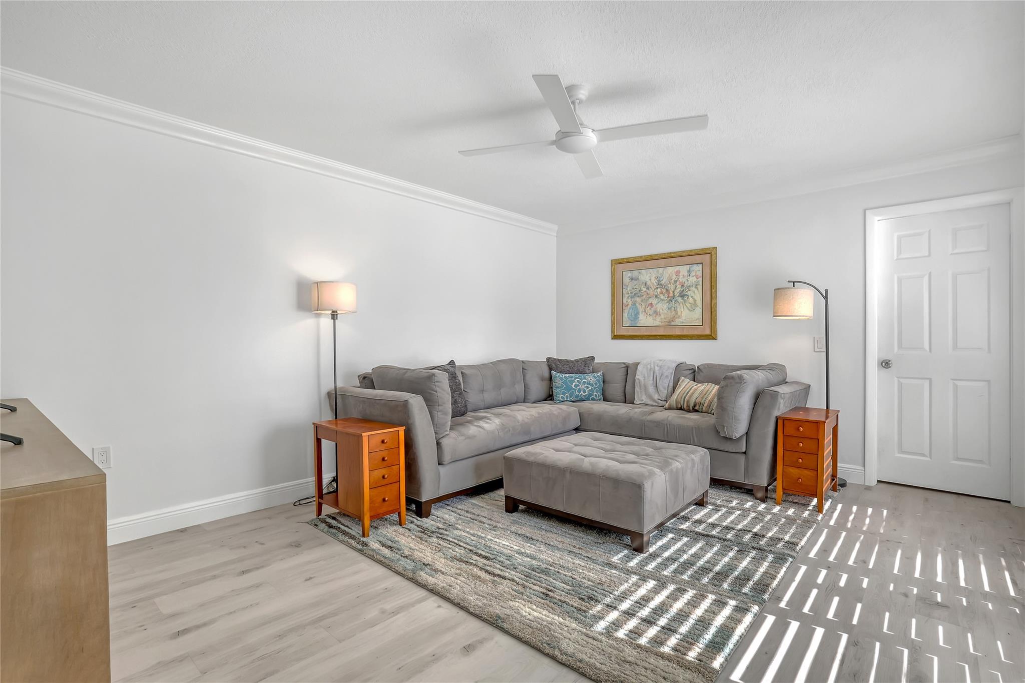 SHERWOOD LAKES - Residential