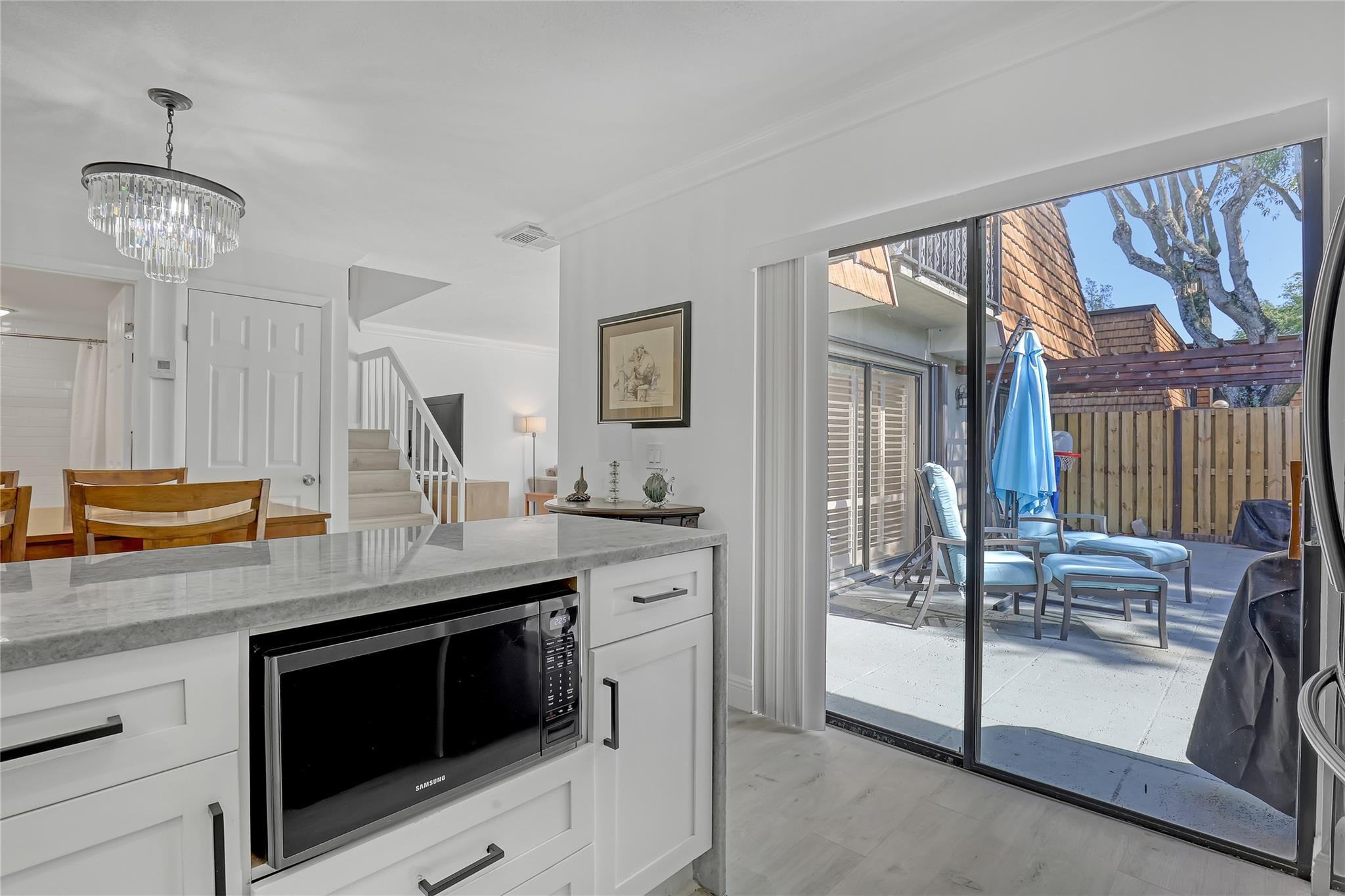 SHERWOOD LAKES - Residential