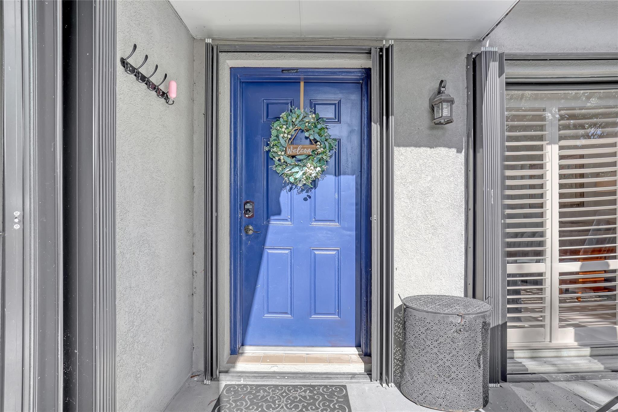 SHERWOOD LAKES - Residential