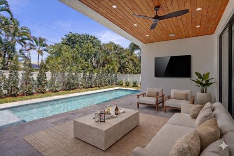 Tiny photo for 365 NE 3rd Street, Boca Raton, FL 33432 (MLS # B26016718)