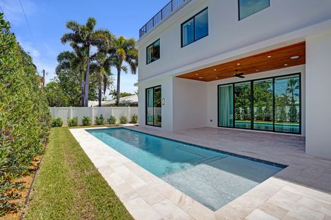 Tiny photo for 365 NE 3rd Street, Boca Raton, FL 33432 (MLS # B26016718)