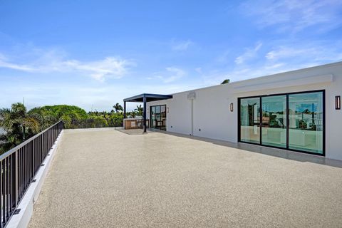 Tiny photo for 365 NE 3rd Street, Boca Raton, FL 33432 (MLS # B26016718)