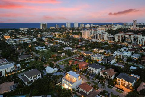 Tiny photo for 365 NE 3rd Street, Boca Raton, FL 33432 (MLS # B26016718)