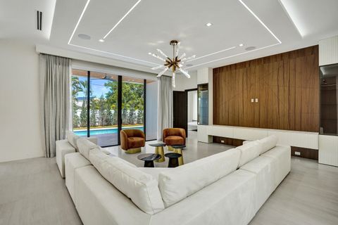 Tiny photo for 365 NE 3rd Street, Boca Raton, FL 33432 (MLS # B26016718)