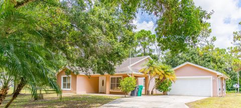 A home in Okeechobee