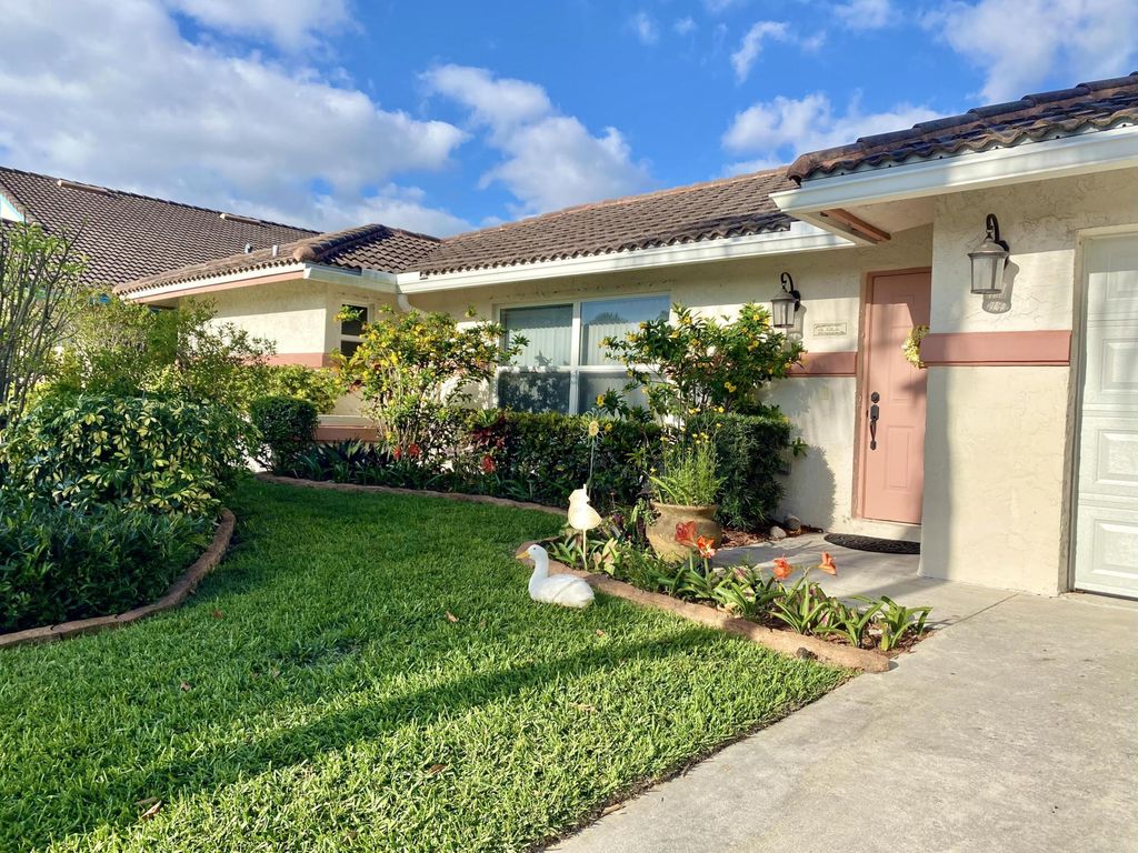 Photo of 2221 Vernon Street, Lake Worth Beach, FL 33460 (MLS # R10973856)