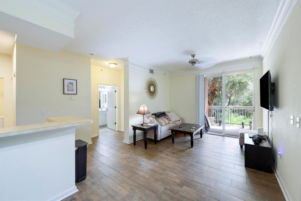 Photo of 2208 Myrtlewood Circle E, Palm Beach Gardens, FL 33418 (MLS # R10966544)