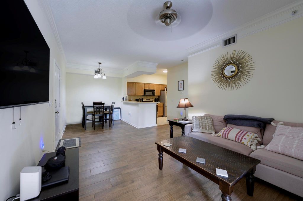 Photo of 2208 Myrtlewood Circle E, Palm Beach Gardens, FL 33418 (MLS # R10966544)