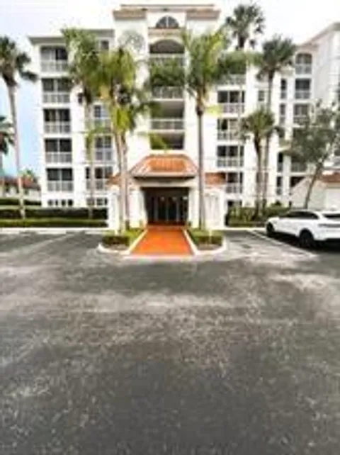 4106 W Palm Aire Dr Unit 63B, Pompano Beach, FL MLS: F10492375