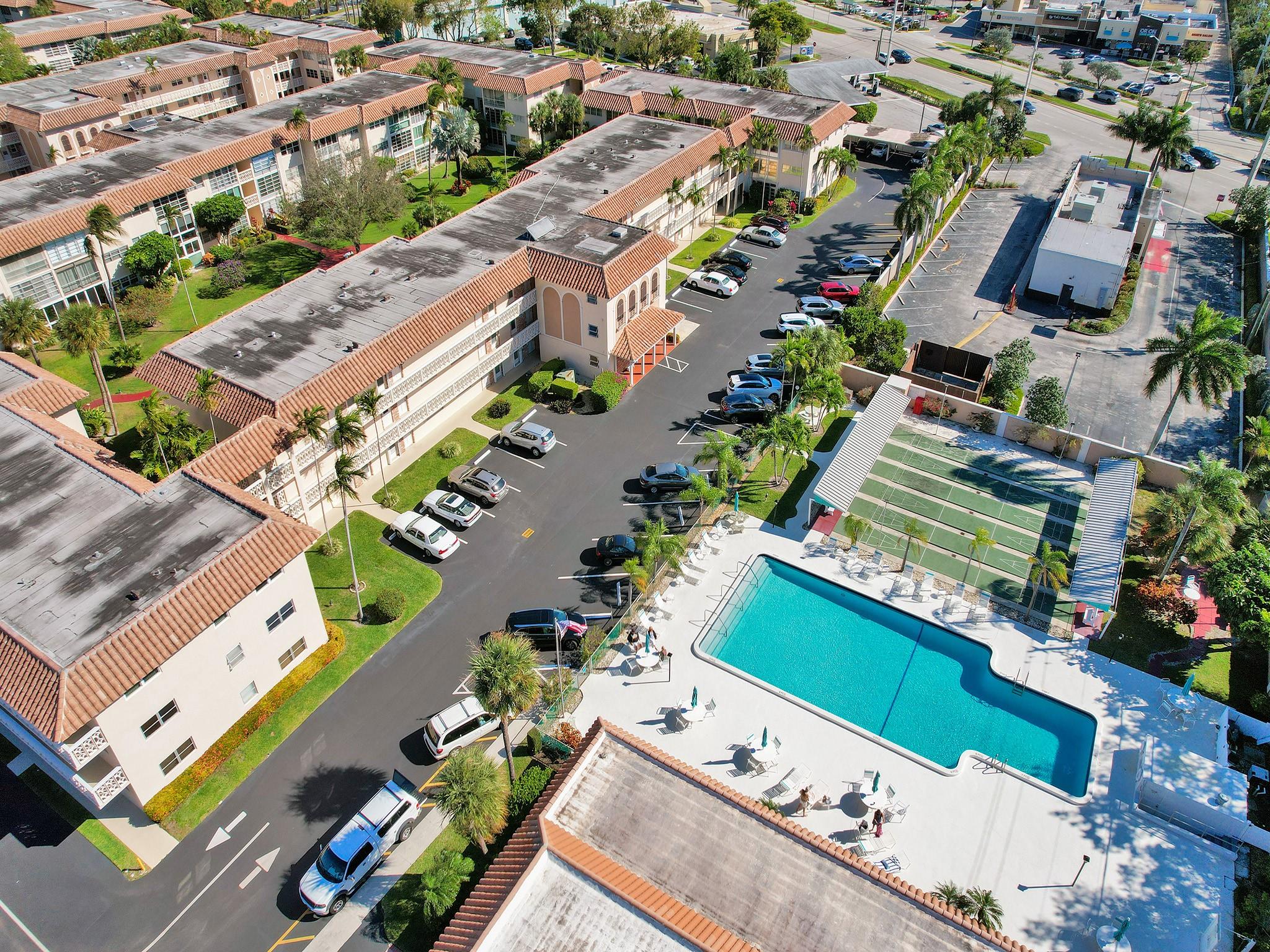 BOCA VERDE EAST - Residential