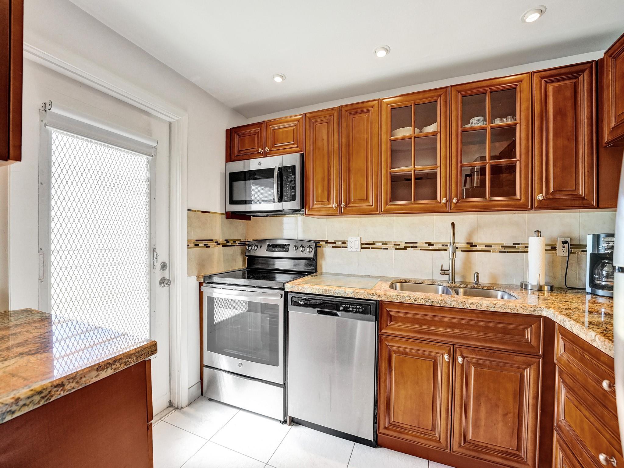 BOCA VERDE EAST - Residential